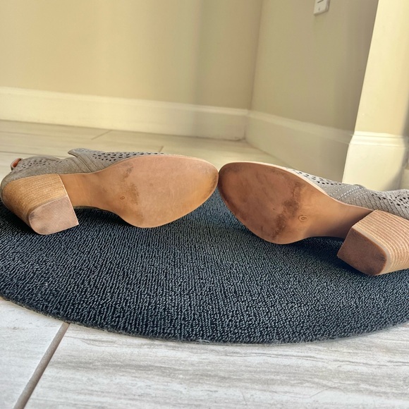 Jeffrey Campbell Beige Ankle Booties - Picture 6 of 8